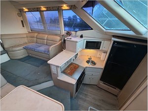 40' Carver 1998 400 CMY 12 