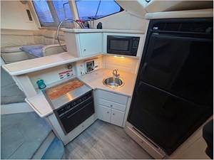 40' Carver 1998 400 CMY 13 