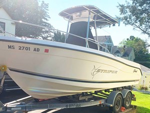 21' Seaswirl 2002 2101CC Striper 1 