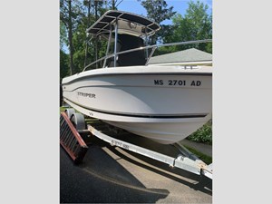 21' Seaswirl 2002 2101CC Striper 3 