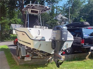 21' Seaswirl 2002 2101CC Striper 5 