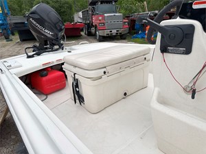 17' Mako 2014 Pro 17 Skiff 30 