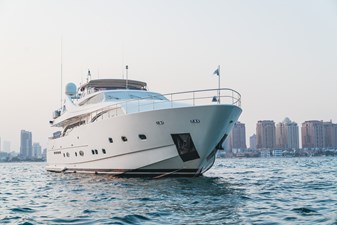 MAESTRO 6 MAESTRO 2007 CUSTOM LINE Custom Line 112 Motor Yacht Yacht MLS #446198 6