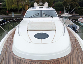 PRINCESS V65 SPORT YACHT 3