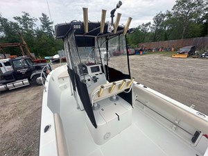 23' Hydra-Sports 2000 Seahorse 12