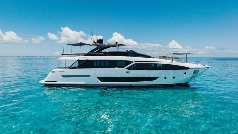 Ferretti 860 Yachts for Sale | Used Ferretti 860 Yacht Price