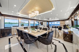 OBSESSION 7 Dining Area