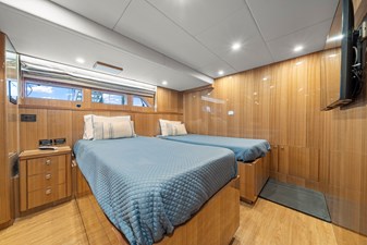 OBSESSION 89 Captain's Cabin