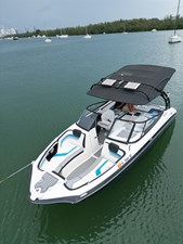 YAMAHA 242 X E-SERIES 6