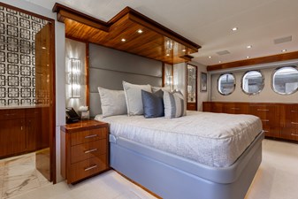 Ritz Sea 30