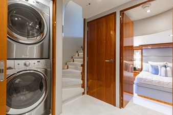 Ritz Sea 26