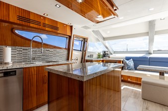 Ritz Sea 17