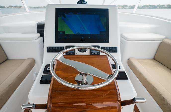 ATTITUDES - Yacht for sale