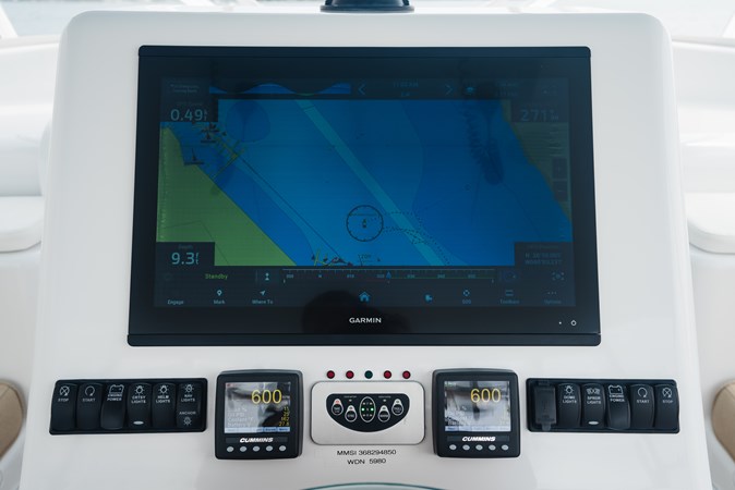 ATTITUDES - Yacht for sale