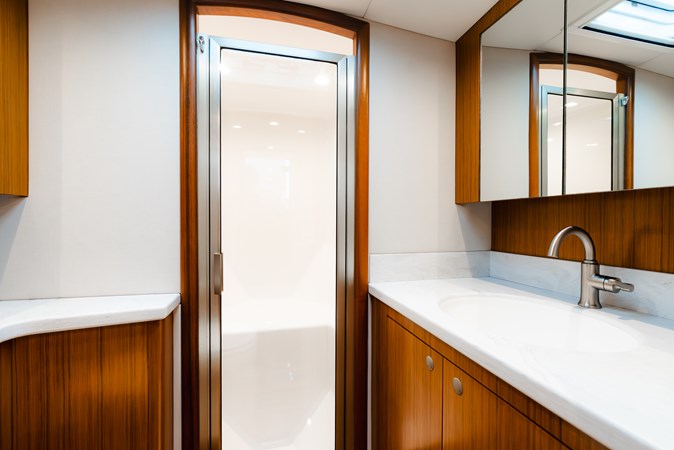 ATTITUDES - Yacht for sale