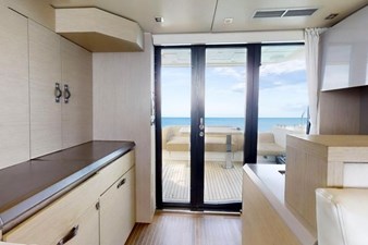 Monte Carlo Yachts MC5 15 