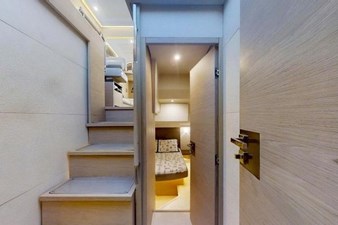 Monte Carlo Yachts MC5 22 