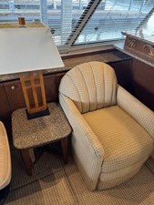 2005 Meridian 490 Pilothouse 8