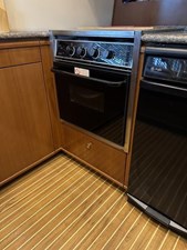 2005 Meridian 490 Pilothouse 12