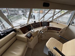 2005 Meridian 490 Pilothouse 18