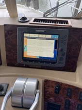 2005 Meridian 490 Pilothouse 23
