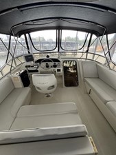 2005 Meridian 490 Pilothouse 35