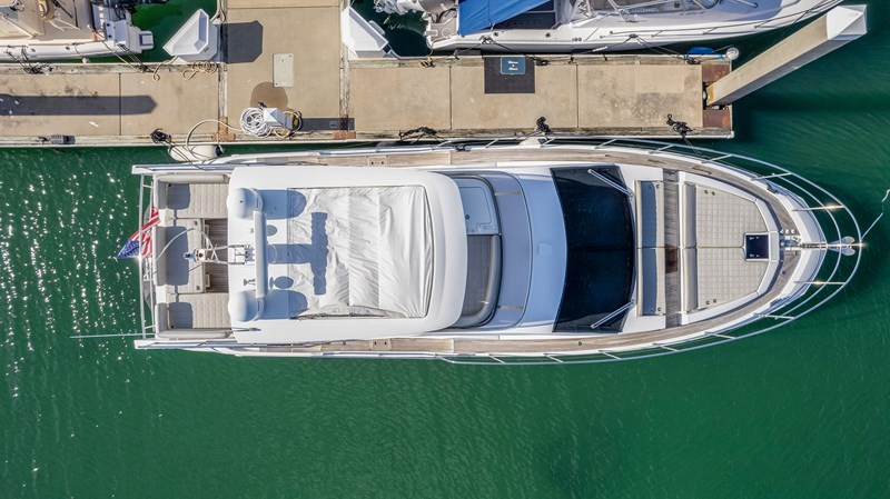 2016 Azimut