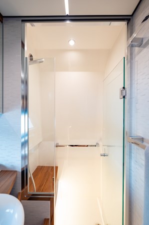 2024 Tiara Yachts 48 LE