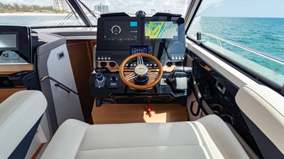 2024 Tiara Yachts 48 LE