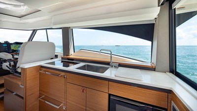 2024 Tiara Yachts 48 LE