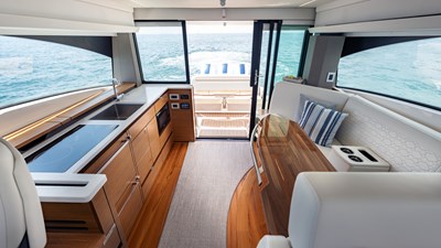 2024 Tiara Yachts 48 LE