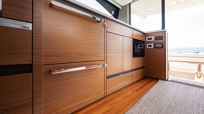 2024 Tiara Yachts 48 LE