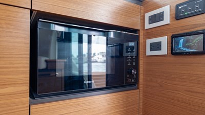 2024 Tiara Yachts 48 LE