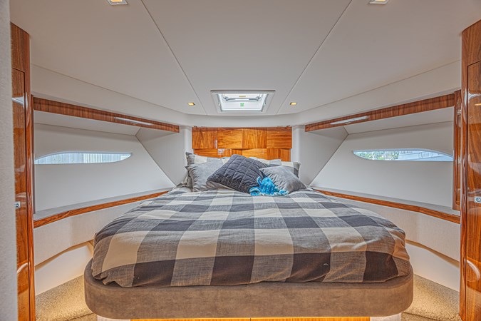 18m RIVIERA 6000 Sport Yacht Platinum Edition 2021 - Yacht for sale