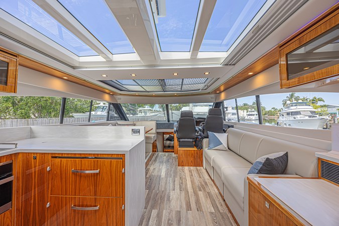18m RIVIERA 6000 Sport Yacht Platinum Edition 2021 - Yacht for sale