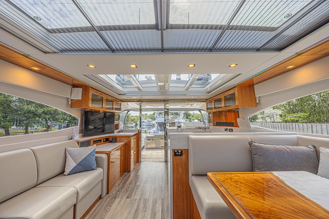18m RIVIERA 6000 Sport Yacht Platinum Edition 2021 - Yacht for sale
