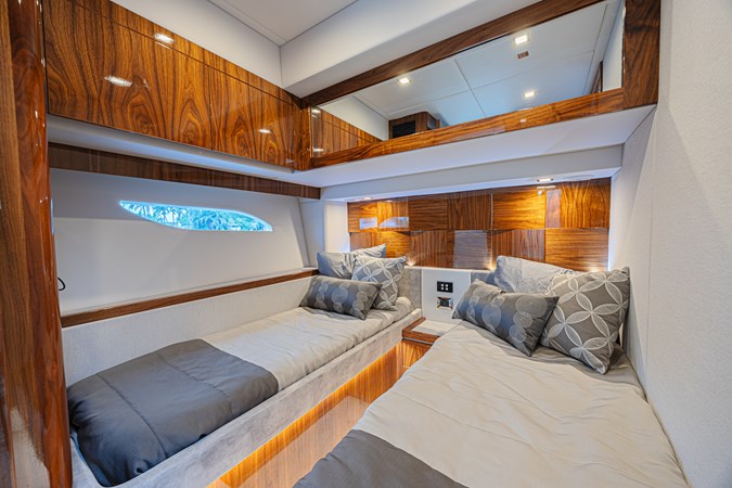 18m RIVIERA 6000 Sport Yacht Platinum Edition 2021 - Yacht for sale