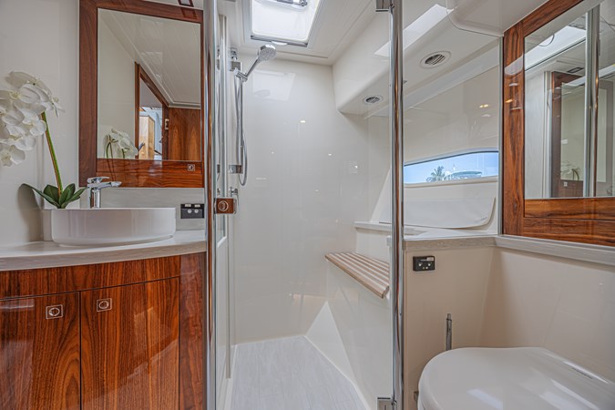 18m RIVIERA 6000 Sport Yacht Platinum Edition 2021 - Yacht for sale