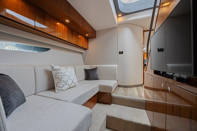 18m RIVIERA 6000 Sport Yacht Platinum Edition 2021 - Yacht for sale