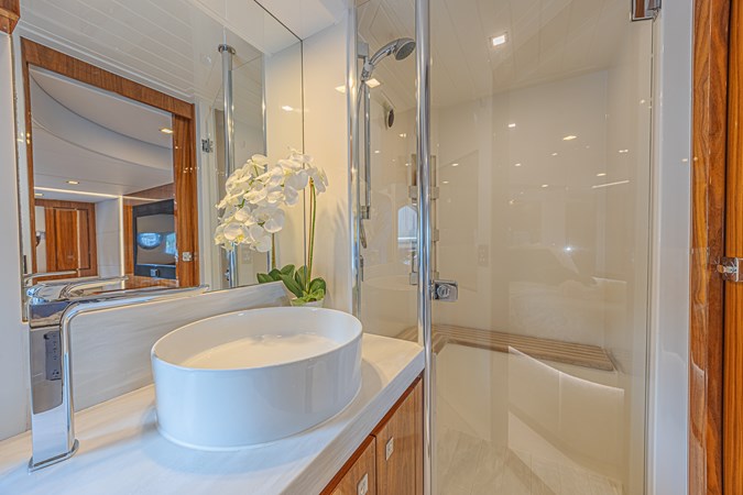 18m RIVIERA 6000 Sport Yacht Platinum Edition 2021 - Yacht for sale