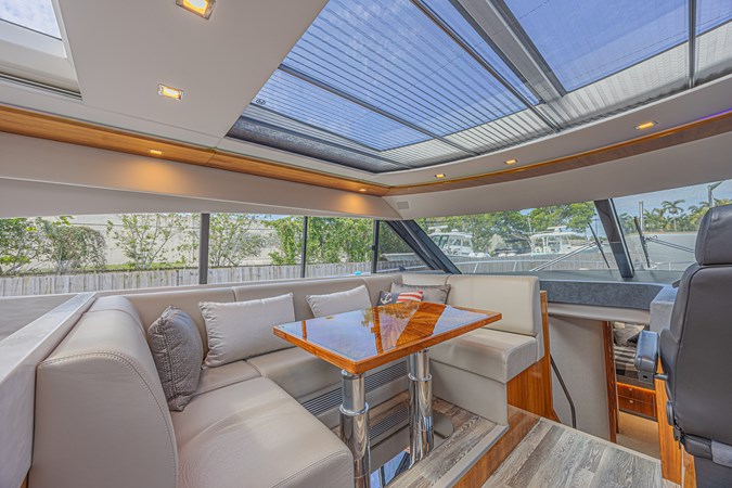 18m RIVIERA 6000 Sport Yacht Platinum Edition 2021 - Yacht for sale