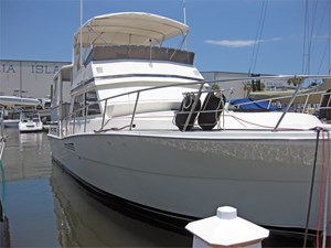 44' Viking 1988 Motor Yacht 2 