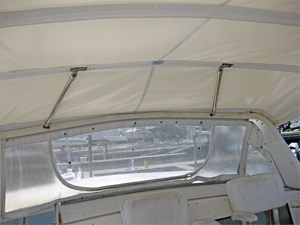 44' Viking 1988 Motor Yacht 20 