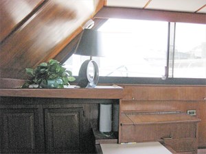 44' Viking 1988 Motor Yacht 33 