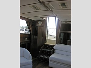 44' Viking 1988 Motor Yacht 37 