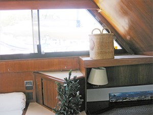 44' Viking 1988 Motor Yacht 42 