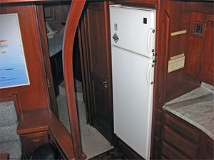 44' Viking 1988 Motor Yacht 48 