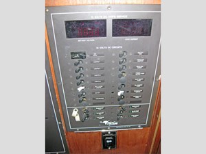 44' Viking 1988 Motor Yacht 60 
