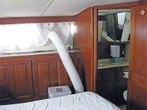 44' Viking 1988 Motor Yacht 64 
