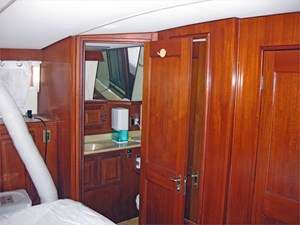 44' Viking 1988 Motor Yacht 65 